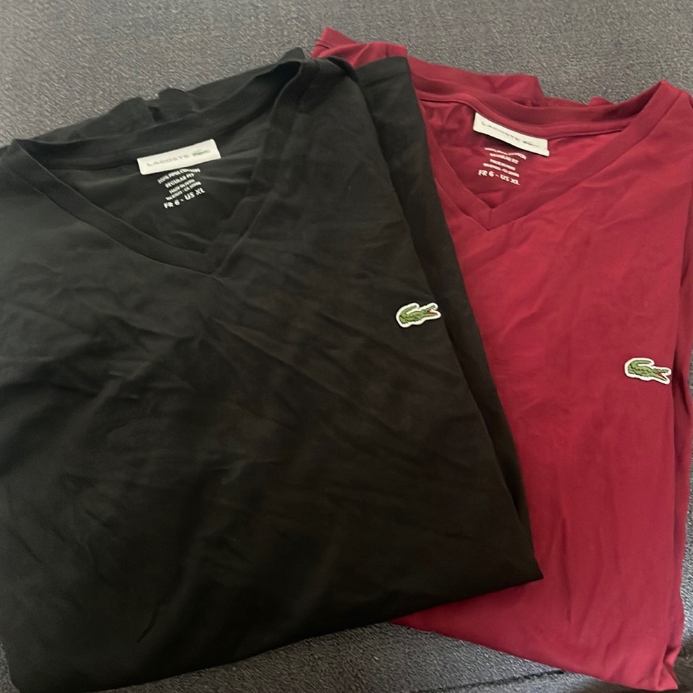 Lacoste Men’s V-neck t-shirt